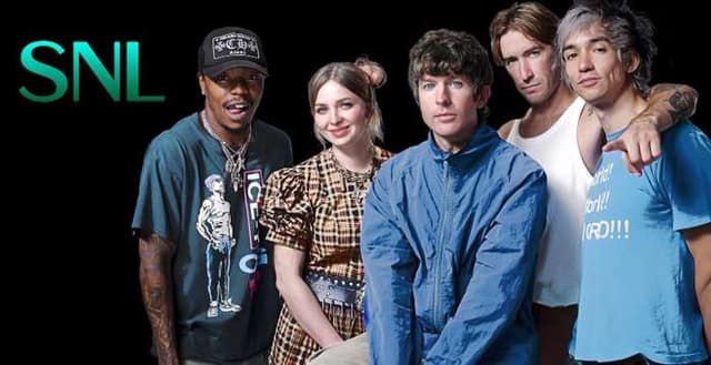 Turnstile perform "BIRDS" and "I CARE/DULL" medley on Saturday Night Live