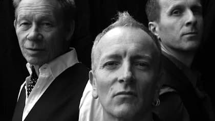 DEF LEPPARD Guitarist PHIL COLLEN's MANRAZE Releases 'Lock, Stock Barrel' Five-CD Box Set