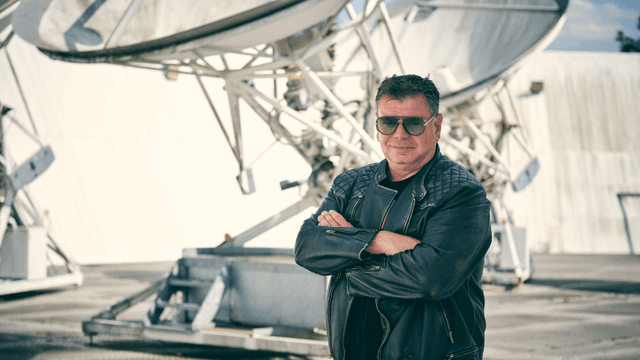“This brings closure… The only guarantee in life is the impermanence of things”: As Lonely Robot slips into the past, John Mitchell focuses on his first album with Asia