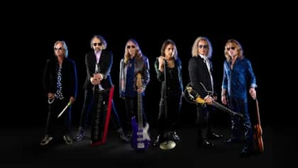 FOREIGNER Launches $1,000 'Golden Anniversary VIP Ticket' Experience That Allows Fans To Sit Onstage During Shows