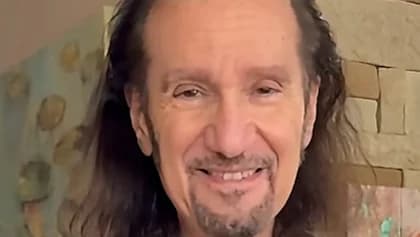 Ex-KISS Guitarist BRUCE KULICK Says His Upcoming Solo Album Will Represent 'A Nice Rebirth'