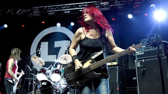 "We love her, and we want her to feel the full strength of the community that has loved and supported her for so many years." L7 bassist Jennifer Finch has been diagnosed with an aggressive form of brain cancer
