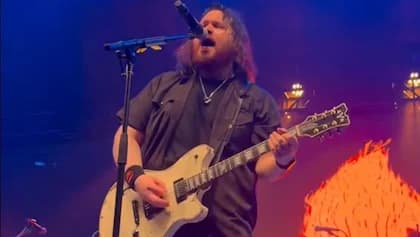WOLFGANG VAN HALEN On Playing VAN HALEN Songs At TAYLOR HAWKINS Tribute Concerts: 'It Was Like Closing A Book'