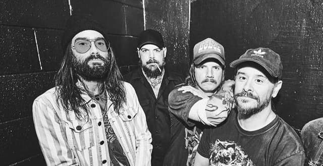 He Is Legend announce Holiday Hootenanny with Maylene and the Sons of Disaster, Vanna and more