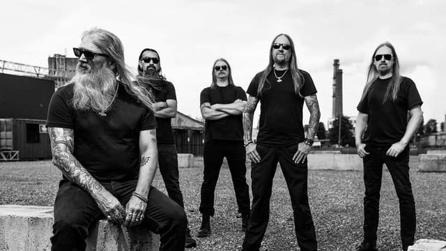 Hear AMON AMARTH’s galloping new song “Eight Legs of Thunder”