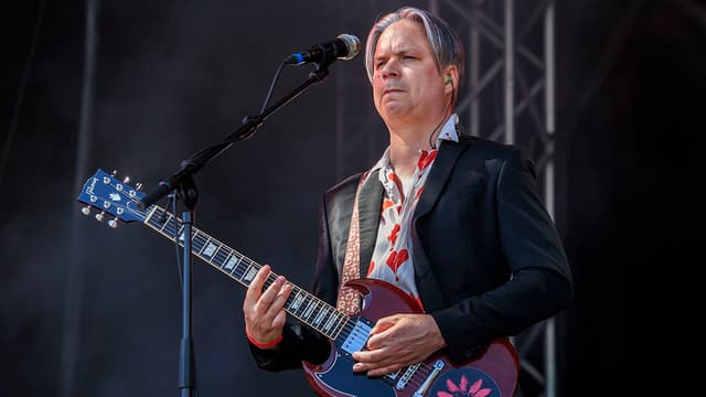 “How many times have I listened to this song? How many times have I blubbed with joy?”: Before Cardiacs’ Mike Vennart was in Cardiacs, he loved Cardiacs – who he discovered by accident