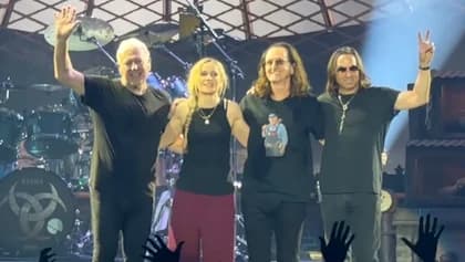 See RUSH Play First Show In Mexico City During 'Fifty Something' Tour