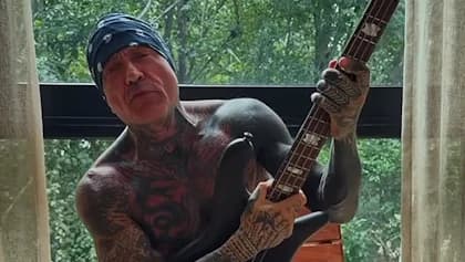 BIOHAZARD's EVAN SEINFELD Says His New Solo Project Will 'Release Something In 2027': 'You Can Expect A Lot Of Collaborations'
