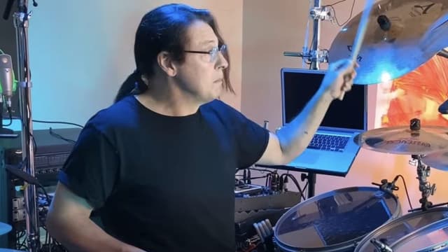 MIKE MANGINI Joins GODSMACK As New Drummer