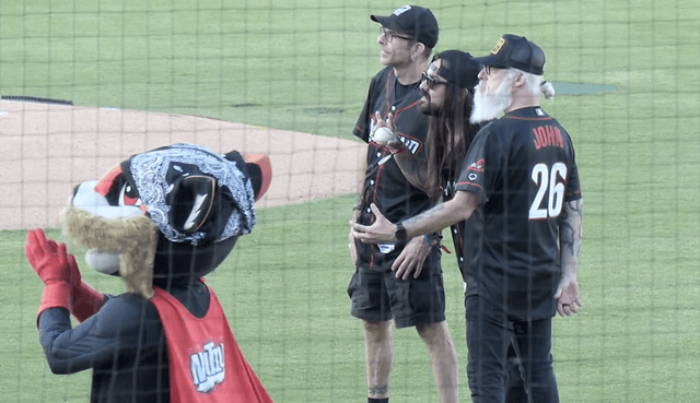 Watch LAMB OF GOD Throw Ceremonial First Pitch And Perform The National Anthem At Hometown Game
