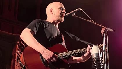 Watch: DEVIN TOWNSEND Performs In London During 'Metamorphosis' 2026 European Solo Tour