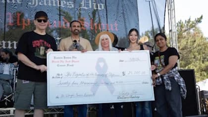'Rock For Ronnie' Concert In The Park Brings In Over $125,000 For RONNIE JAMES DIO 'Stand Up And Shout Cancer Fund'
