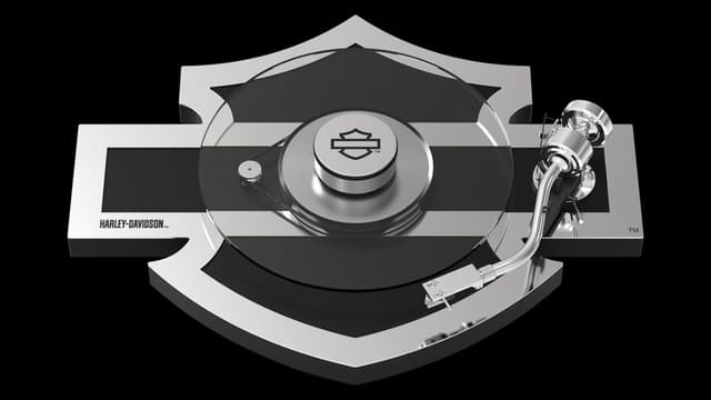 Audio masters Pro-Ject bring the “mechanical soul” of the open road to the home with new Harley-Davidson turntable