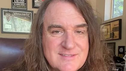 DAVID ELLEFSON Looks Back On MEGADETH's 'Countdown To Extinction' Album: 'Our Performances Sound Timeless'