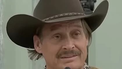 KID ROCK Says It's 'Awesome' Having His 'Buddy' DONALD TRUMP Running The World: 'I Enjoy Having A Front-Row Seat To The Greatest S*** Show On Earth'