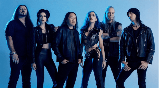 Alissa White-Gluz Dragonforce’a katıldı!