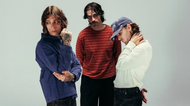Mouth Culture reflect on the demands of band life on new single, Growing Pains