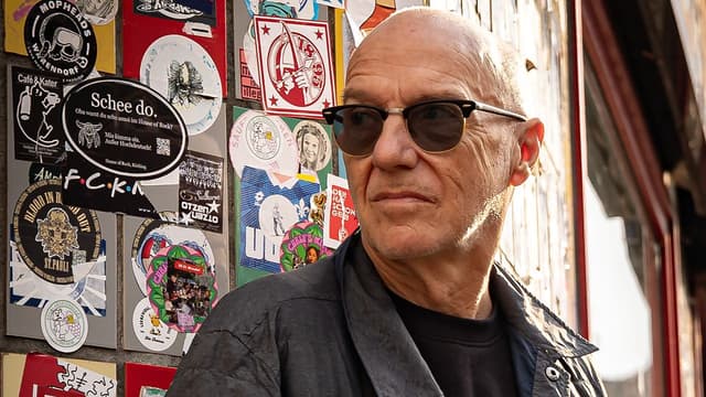 “We had no money, no management, and we’d been dropped by the label. But when we plugged in and played, it was the most magnificent thing”: Midge Ure’s prog moments with Ultravox, Robert Fripp, Kate Bush, Jethro Tull and, indirectly, Steven Wilson
