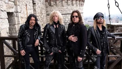 STRYPER Releases Music Video For 'Here In Your Heart' From Upcoming 'Throne Of Thorns' Album