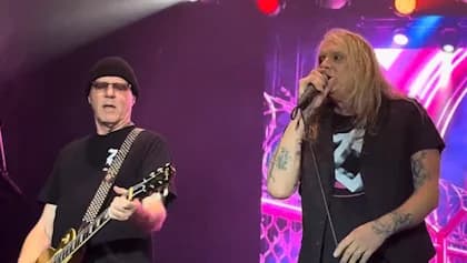 Watch: TWISTED SISTER, Featuring SEBASTIAN BACH, Performs In West Springfield, Massachusetts