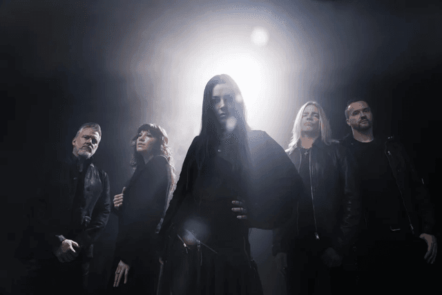Evanescence Yeni Albümü “Sanctuary”yi Yayınladı