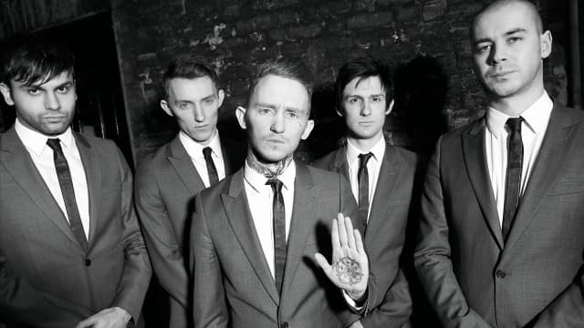 Are Gallows teasing a reunion with Frank Carter?