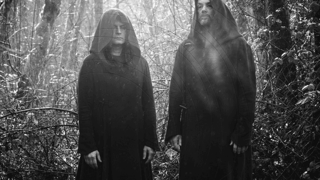 SUNN O))) Talk VENOM, EXODUS, ROSALIA + MORE in Amoeba "What's In My Bag" Video