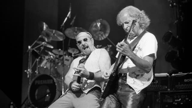 Jethro Tull announce newly expanded and remixed reissue of their 1999 album J-Tull Dot Com