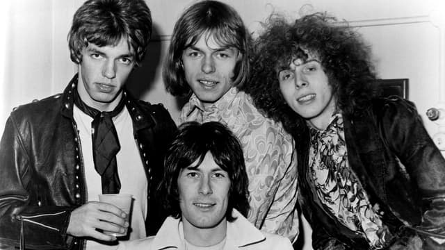 “I thought it would never amount to much, and it certainly wouldn’t interfere with the band. How wrong I was!” Steve Howe’s pre-Yes band were derailed by a single their vocalist was never meant to sing