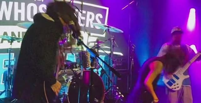Korn’s Head and Fieldy reunite onstage during Whosoevers event