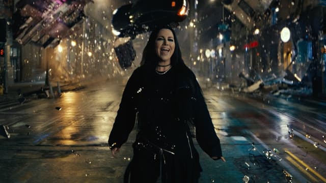 See EVANESCENCE bend reality in new video “Who Will You Follow”