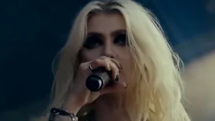 THE PRETTY RECKLESS's TAYLOR MOMSEN: 'I Make Music And Write Songs For Me'