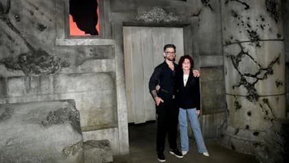Go Inside OZZY OSBOURNE Haunted House At Universal Studios Hollywood's 'Halloween Horror Nights' With JACK And SHARON OSBOURNE