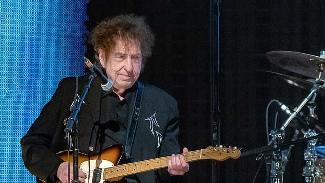 Bob Dylan announces UK tour - and you're still not allowed to take photos