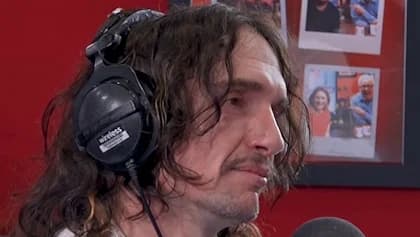THE DARKNESS's JUSTIN HAWKINS: IRON MAIDEN 'Always Nick' Our Guitar Techs