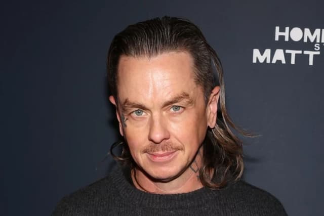 What's Next for Sid Wilson? New Studio Photo Might Have Answer