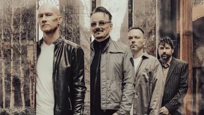 THE PINEAPPLE THIEF Releases New Single 'Hold The Ashes'