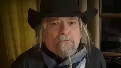 Ex-W.A.S.P. Guitarist CHRIS HOLMES Opens Up About His Prostate Cancer Battle: 'The Good Thing Is It's 100% Curable'