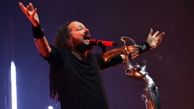 “This is what we just finished recording the new record with…”: Korn have recorded drums (and maybe more) for their long-awaited new studio album