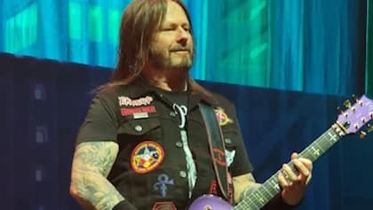 EXODUS's GARY HOLT: 'I Don't Wanna Die On Stage'
