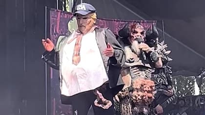 BLÖTHAR THE BERSERKER Says TRUMP Supporters 'Came After GWAR' Over Satirical Killing At RIOT FEST