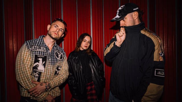 “It’s a summer song, but lost in its own melancholy”: Listen to SNAYX’s new banger NICE DAY 4 IT