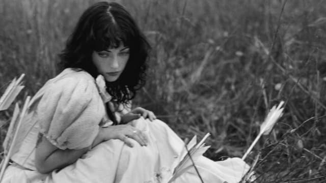 Album review: Violet Grohl – Be Sweet To Me