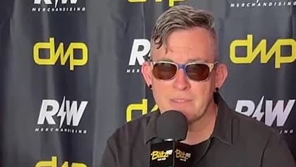 CHEVELLE's SAM LOEFFLER On Other Bands' Reliance On Backing Tracks During Live Shows: 'Some Of These Guys Aren't Playing Any Of It'