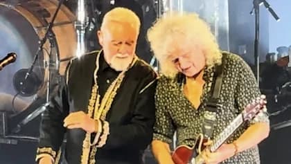 Watch: QUEEN's ROGER TAYLOR And BRIAN MAY Reunite On Stage In London