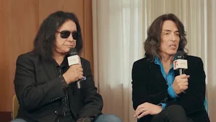 KISS's PAUL STANLEY And GENE SIMMONS Talk About Importance Of Great Songwriting On 'Track Star' Podcast