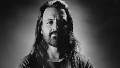 Ex-SLIPKNOT Drummer JAY WEINBERG Teams Up With SOFTCULT On New Single 'Drown Fountain'