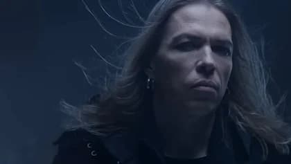 APOCALYPTICA's EICCA TOPPINEN Defends METALLICA's 'St. Anger': 'I Think It's A Great Album'