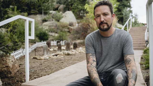Frank Turner says he won’t play shows “for a good while” as he explains why Lost Evenings is ending