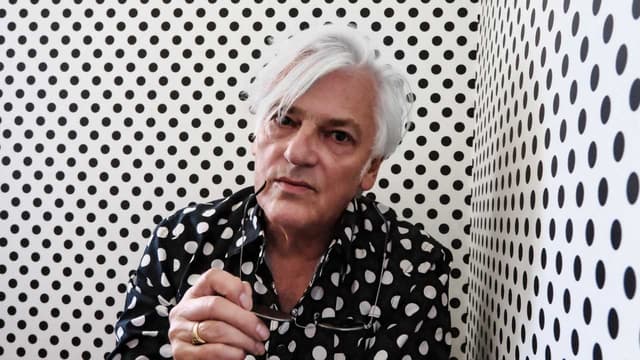 "A confident, certainty-filled album about an uncertain, unconfident world." Robyn Hitchcock's enigmatic The Confuser is the best album he's released this century
